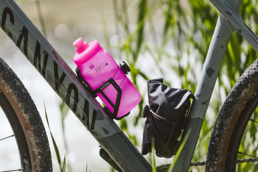 Elite Bidon Fly Tex 550 ml clear pink